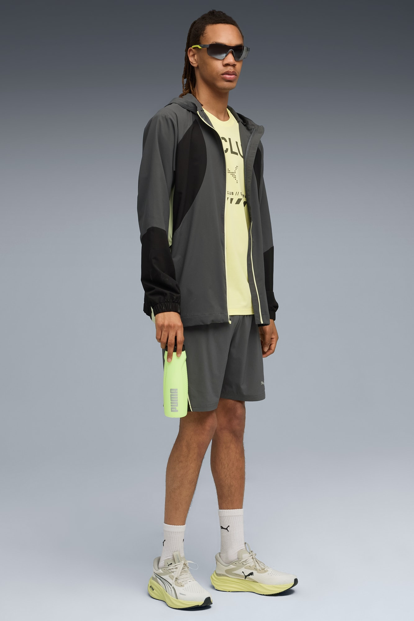 RUN ULTRAWEAVE HOODED JACKET Men - 5