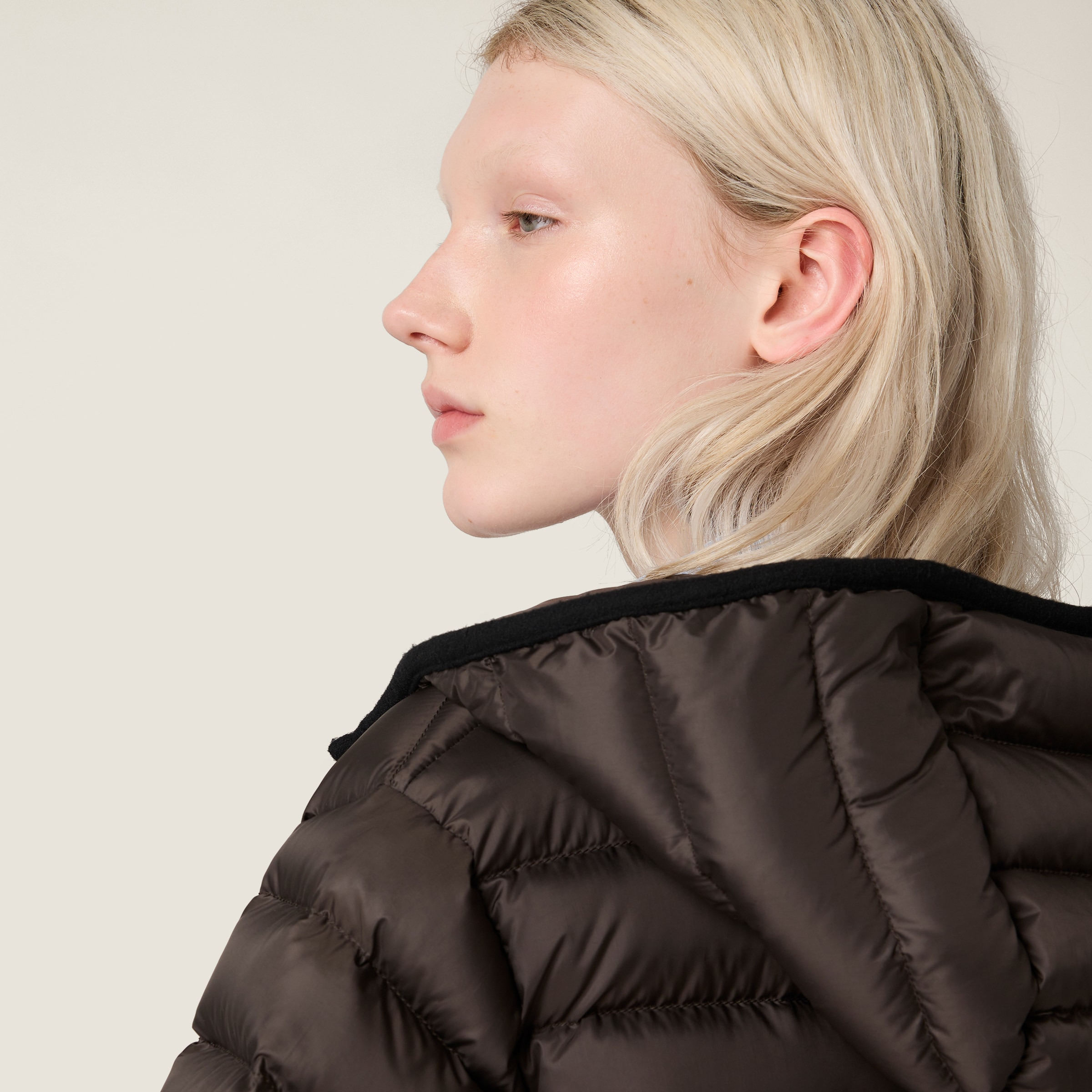 Light pongé down hoodie jacket - 6