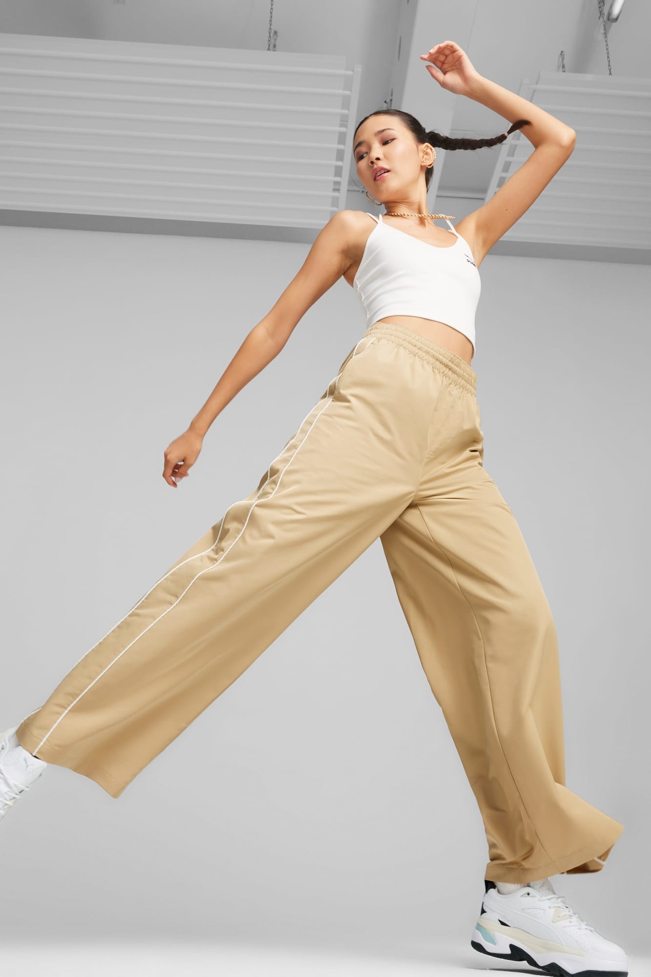 T7 Women's Relaxed Track Pants - 4