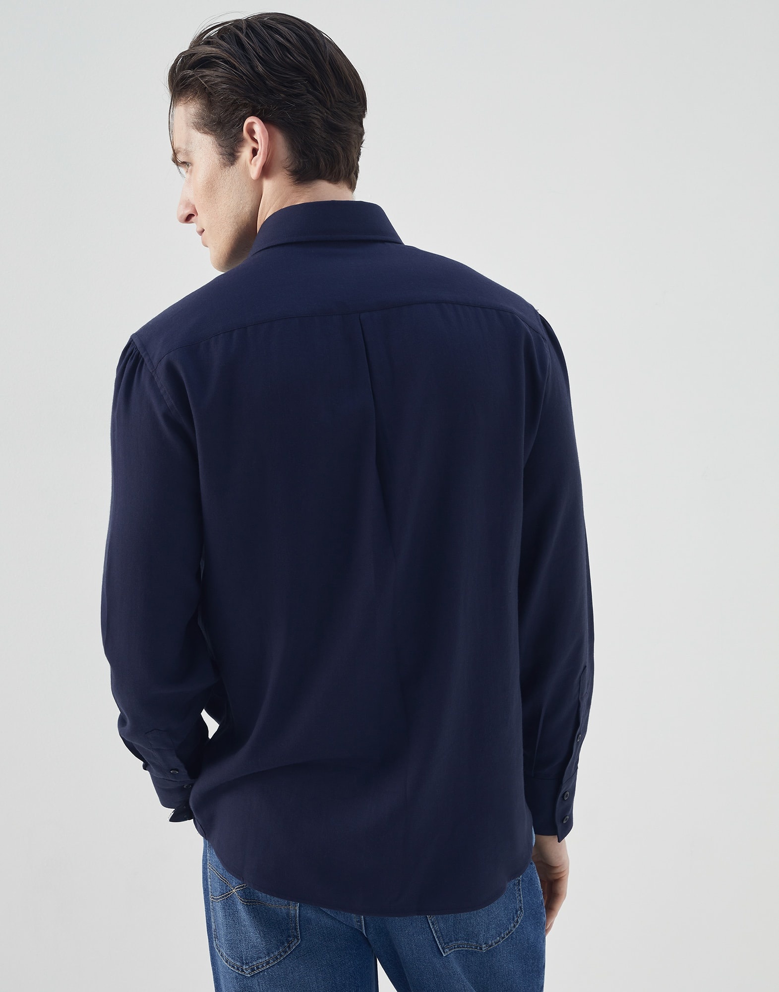 Cotton and cashmere twill basic fit shirt with spread collar - 2