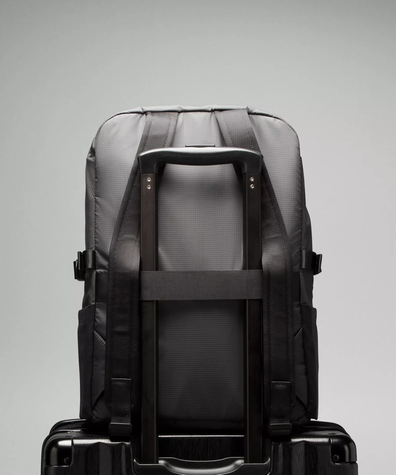 New Crew Backpack 22L *Logo 7