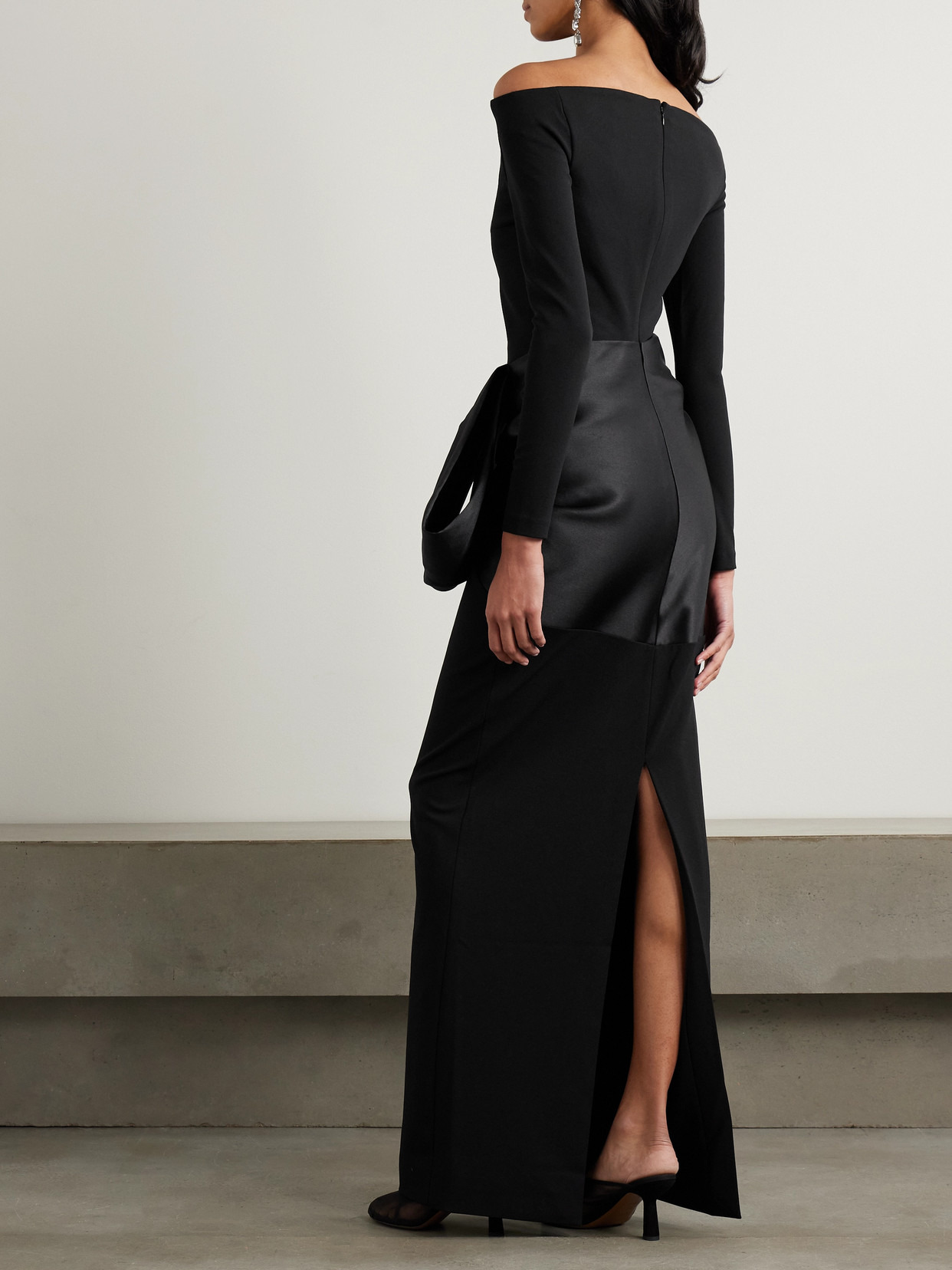Kori Off-the-shoulder Faille-trimmed Crepe Gown - 3