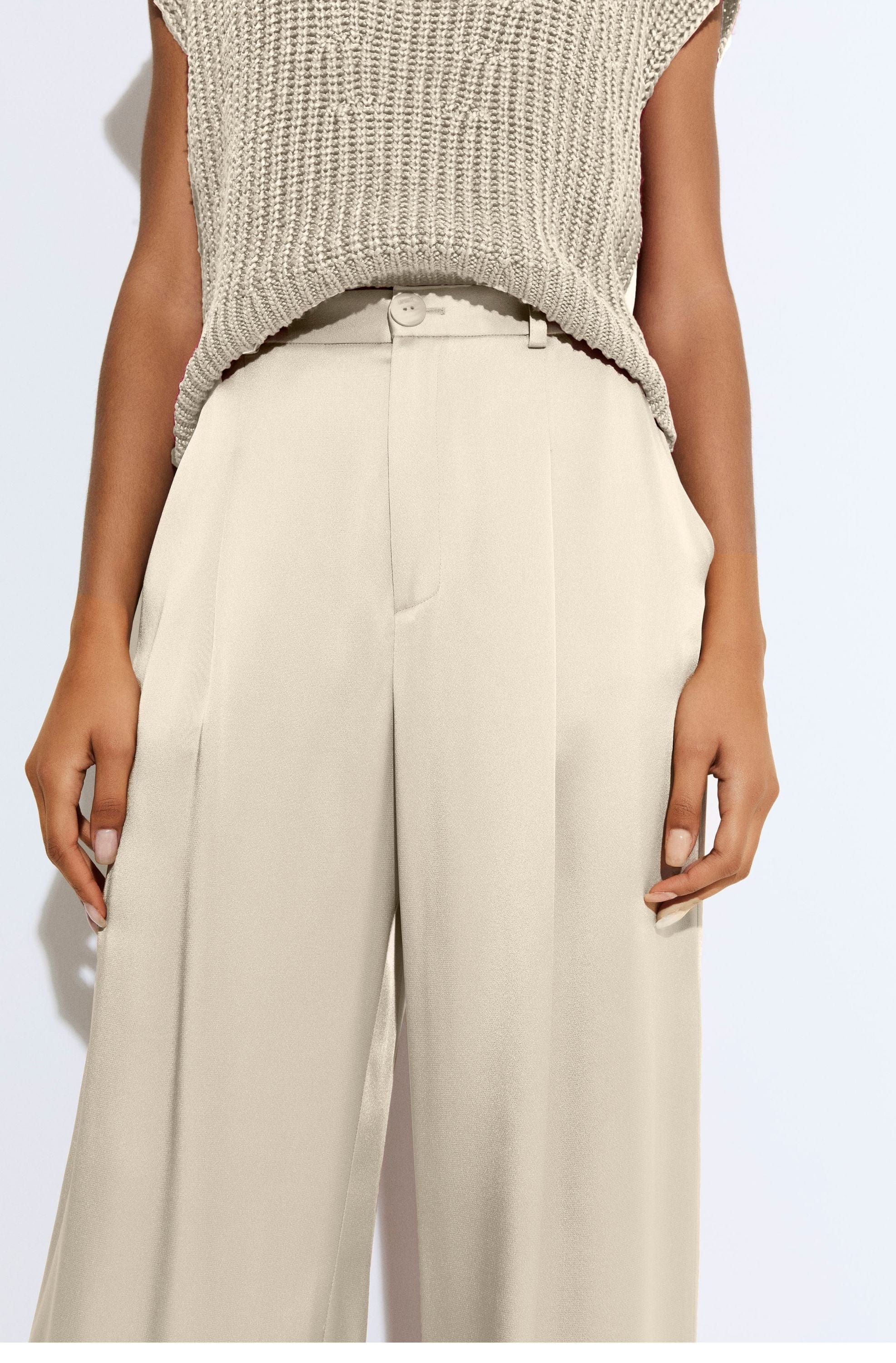 Satin Relaxed Pleated Pant - 4