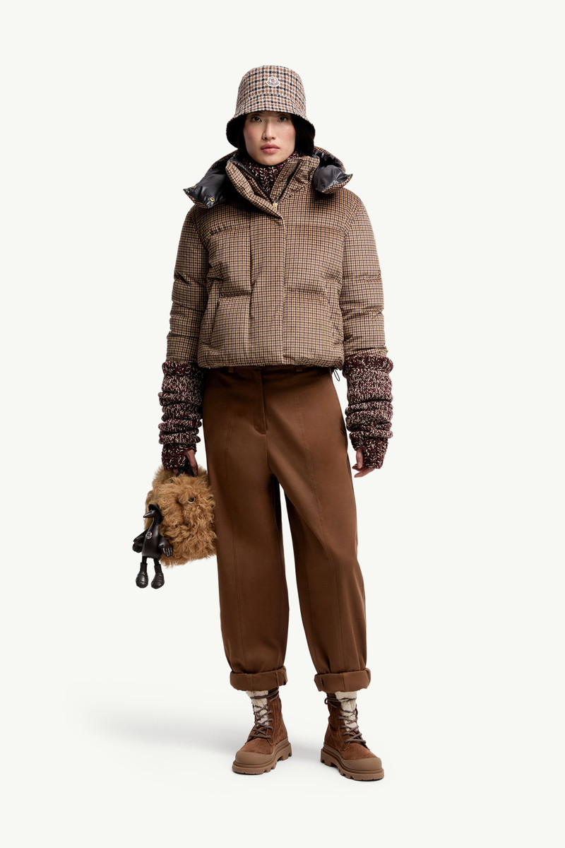 Moncler Quierzy Hooded Short Down Jacket outlook