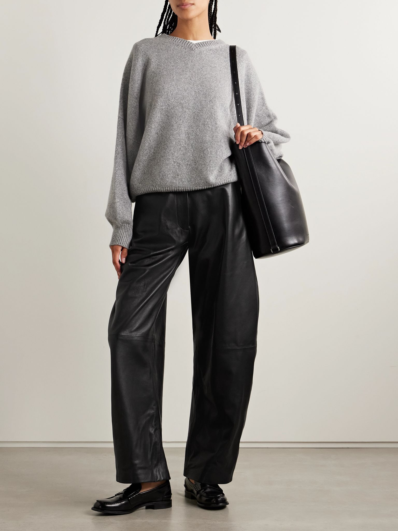 Leather barrel-leg pants Black - 2