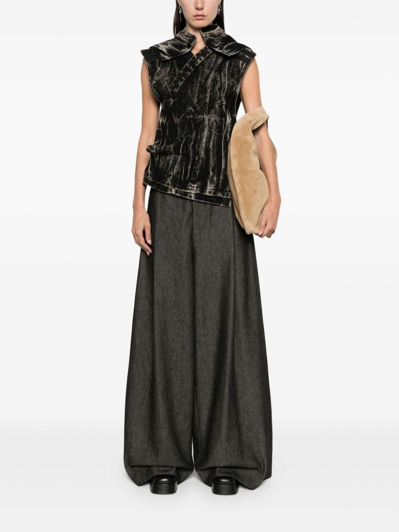 Y/Project whiskering effect vest outlook