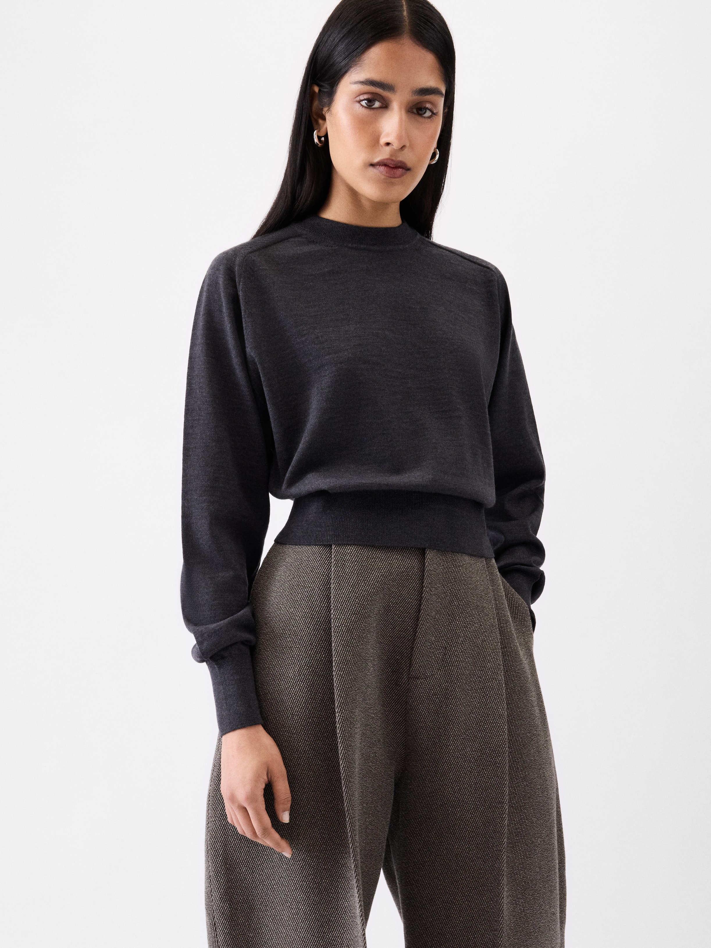 The embroidered sweater - 3