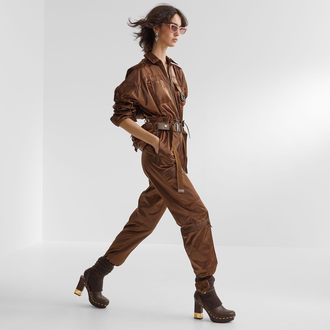 Cargo trouser jumpsuit with front zipper closure and four zipper pockets on the legs. Shirt collar w - 4