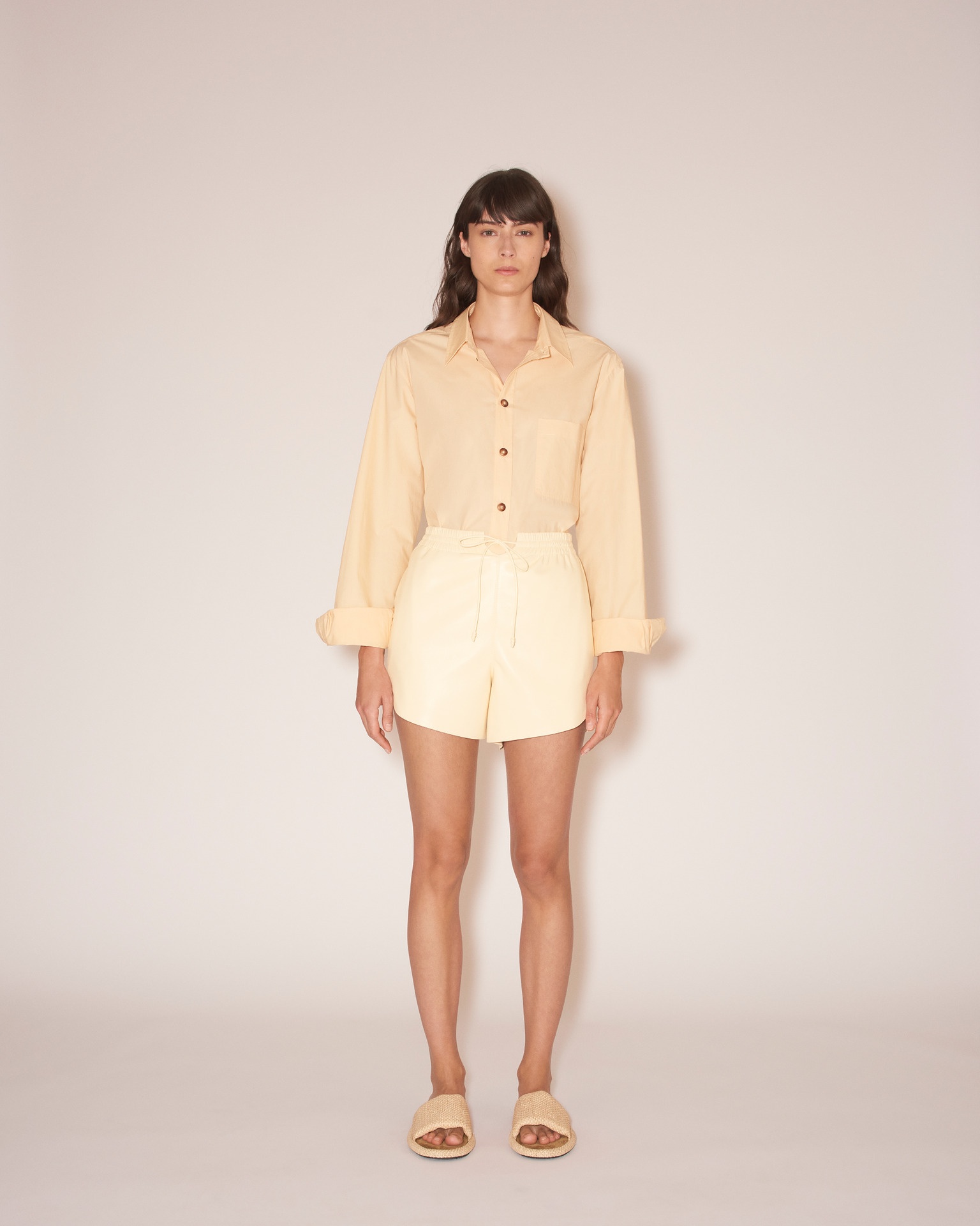 JANNA - Vegan leather drawstring shorts - Vanilla - 2