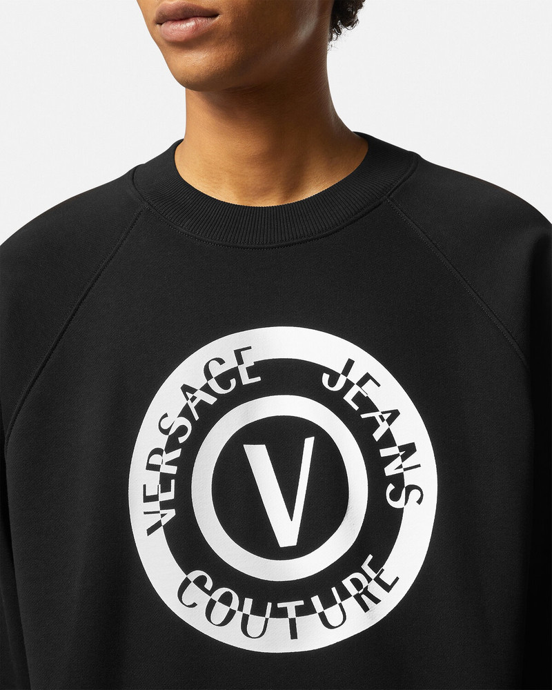 V-Emblem Sweatshirt 3