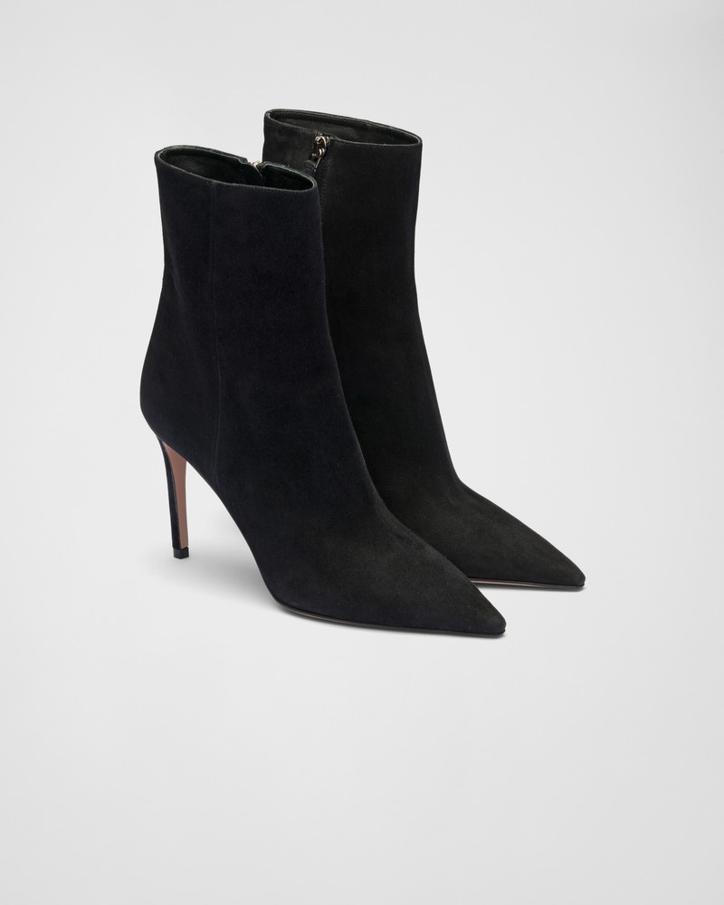 High-heeled suede booties 1