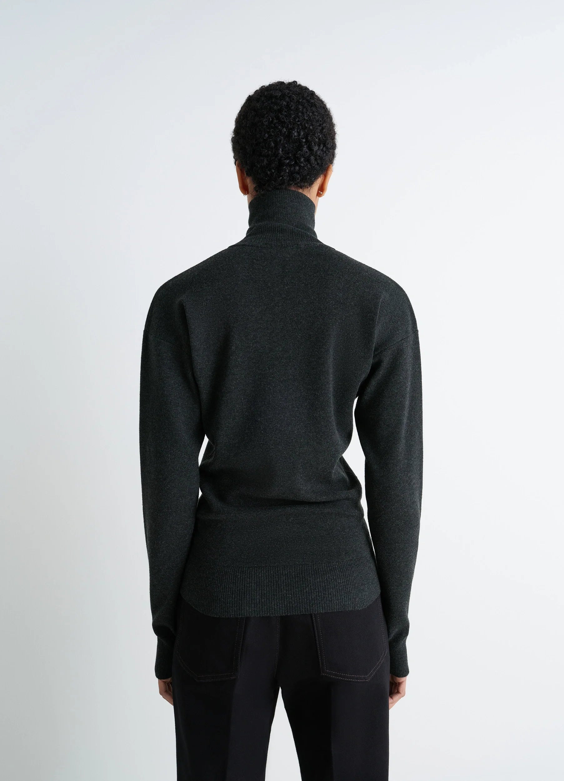 BUTTONED FITTED CARDIGAN - 5