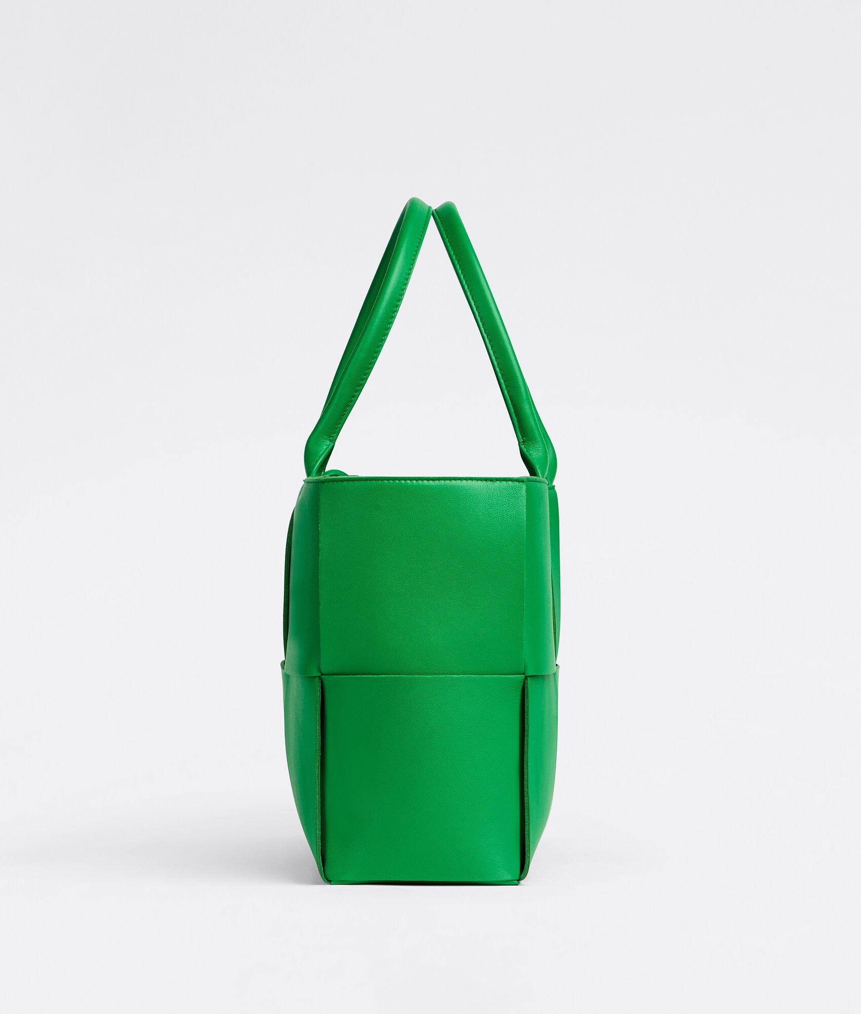 【BOTTEGA VENETA】Medium Arco Tote Bag Parakeet BOTTEGA VENETA Arco Tote Parakeet – REAWAKE