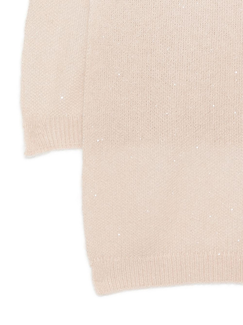 beige scarf 3