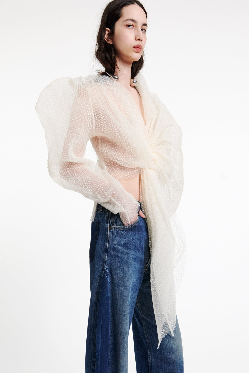 VOLUMINOUS FRONT KNOT TOP IVORY 7