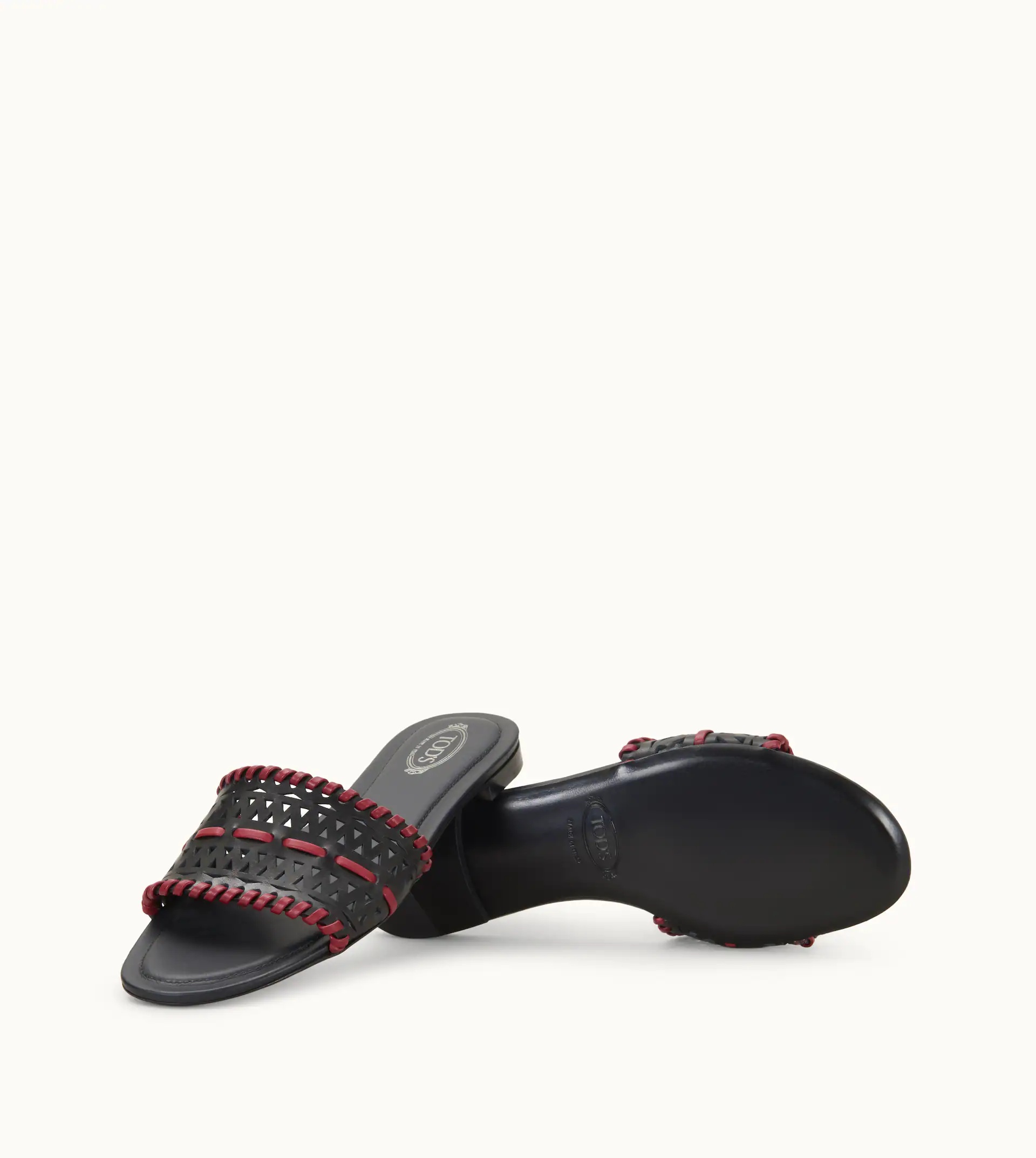 SANDALS IN LEATHER - BLACK, RED - 6