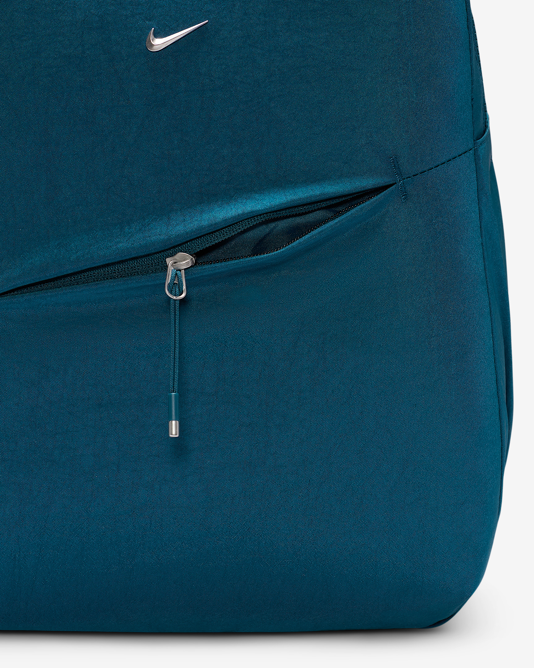 Nike Aura Backpack (24L) - 5