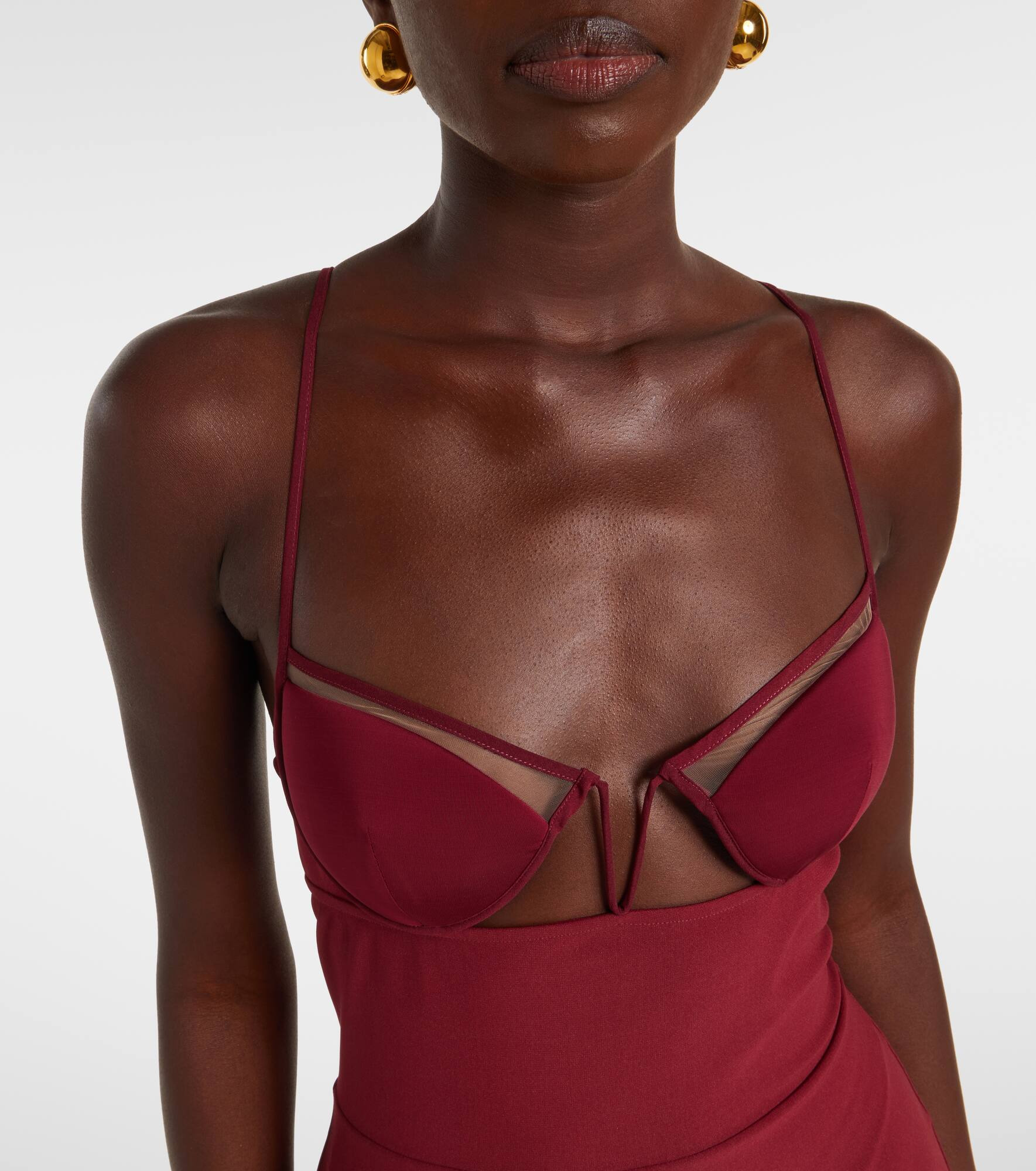 Cutout gown - 4