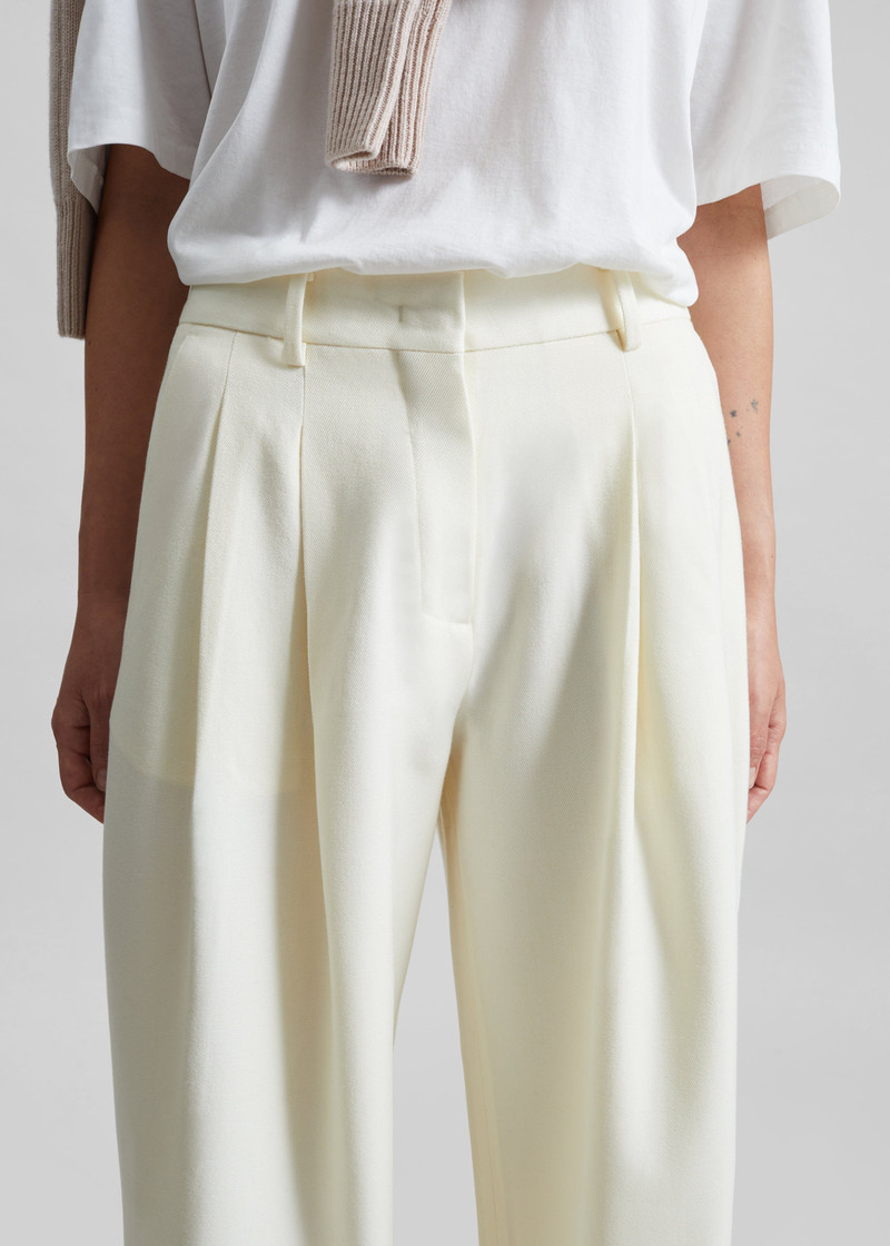 Halser Pintuck Trousers - Ivory 4