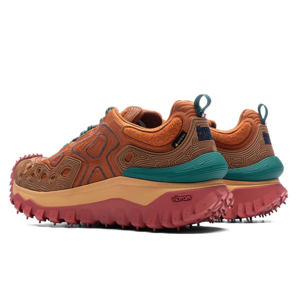 MONCLER GENIUS X SALEHE BEMBURY TRAILGRIP GRAIN SNEAKERS - ORANGE - 3