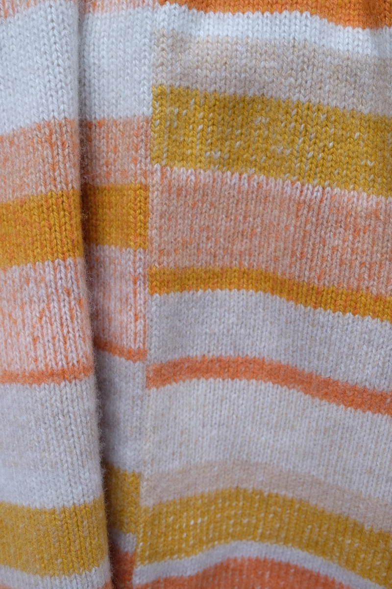 The Elder Statesman STRIPE SUPER SOFT BLANKET outlook