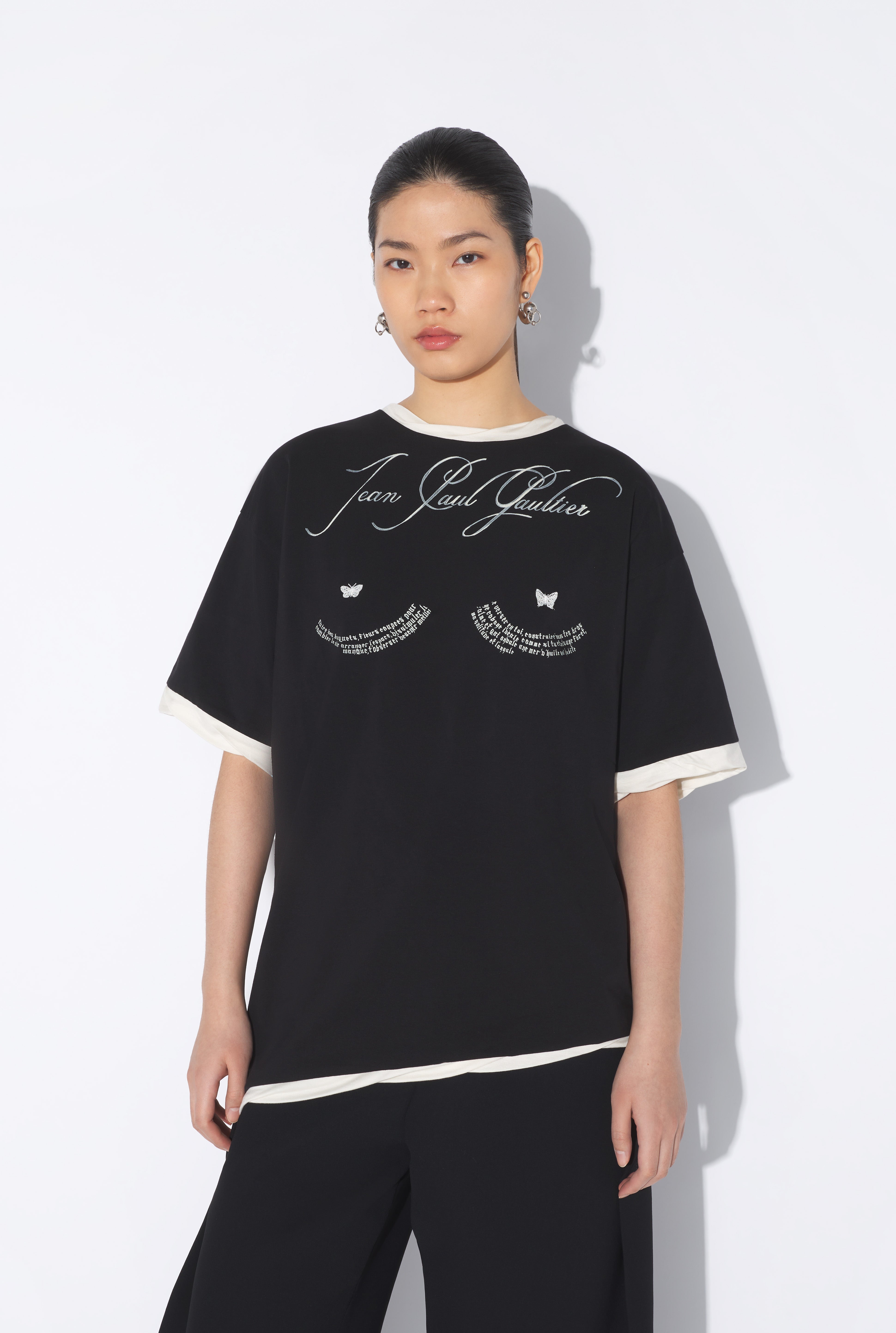 THE OVERSIZED BLACK “TATTOO POEM” T-SHIRT - 4
