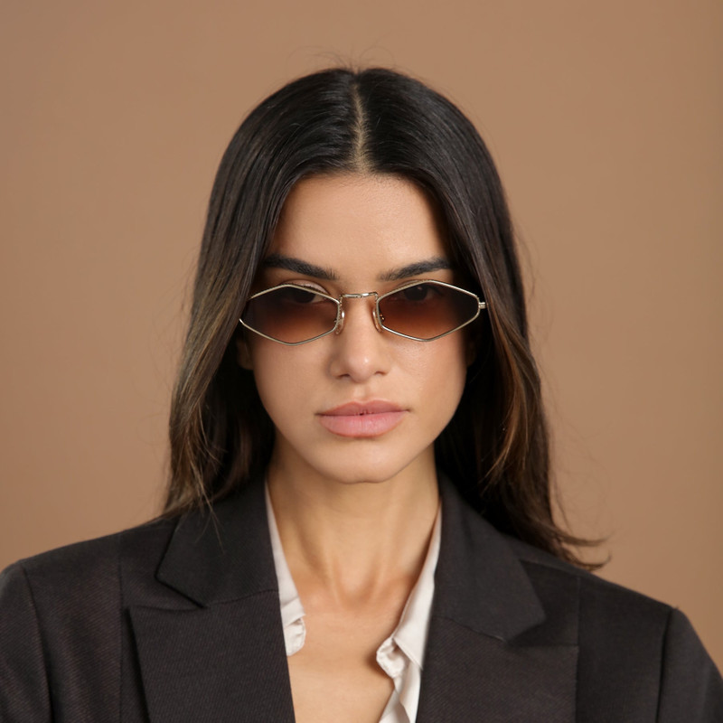 illesteva Astoria Sunglasses outlook