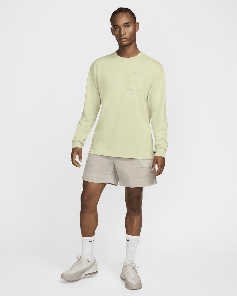 Nike Sportswear Premium Essentials Men's Long-Sleeve Pocket T-Shirt 6
