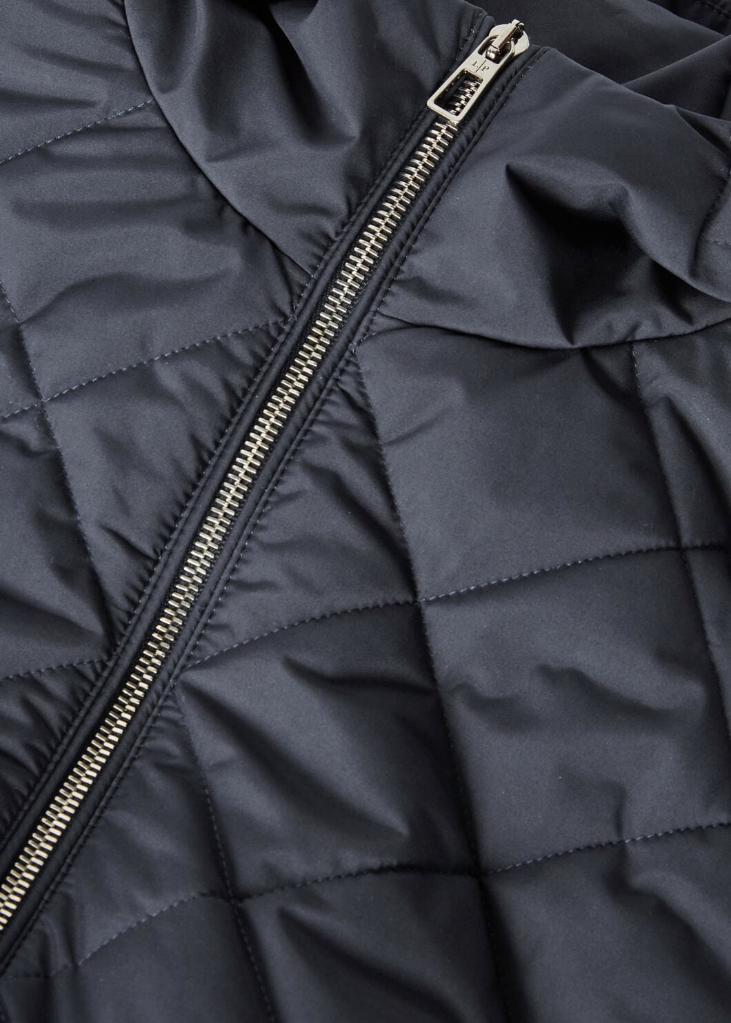 Ampay Bomber Jacket - 7