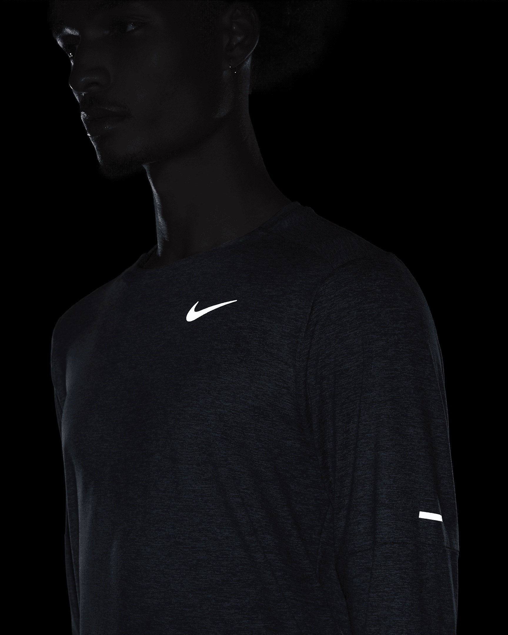 Nike Element Men's Dri-FIT Running Crew Top - 6