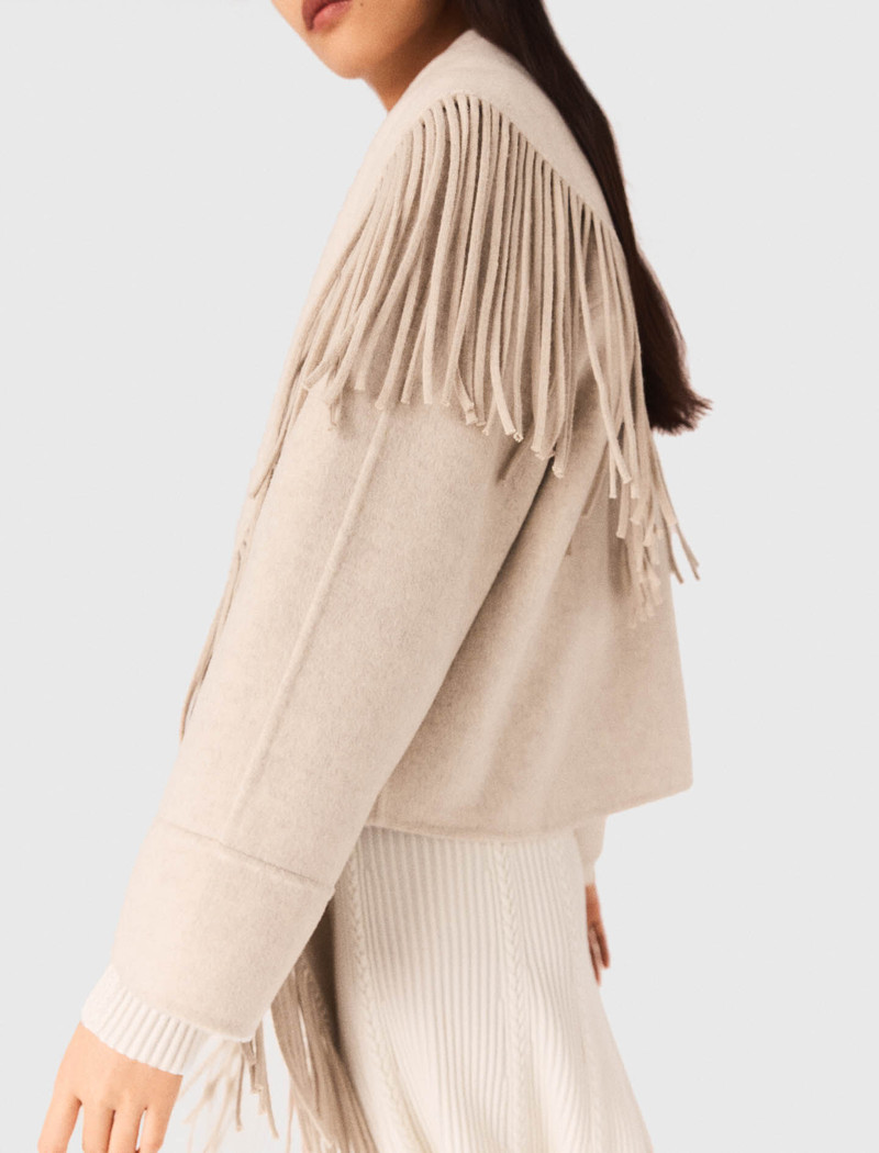 Cropped wool coat with removable scarf 7