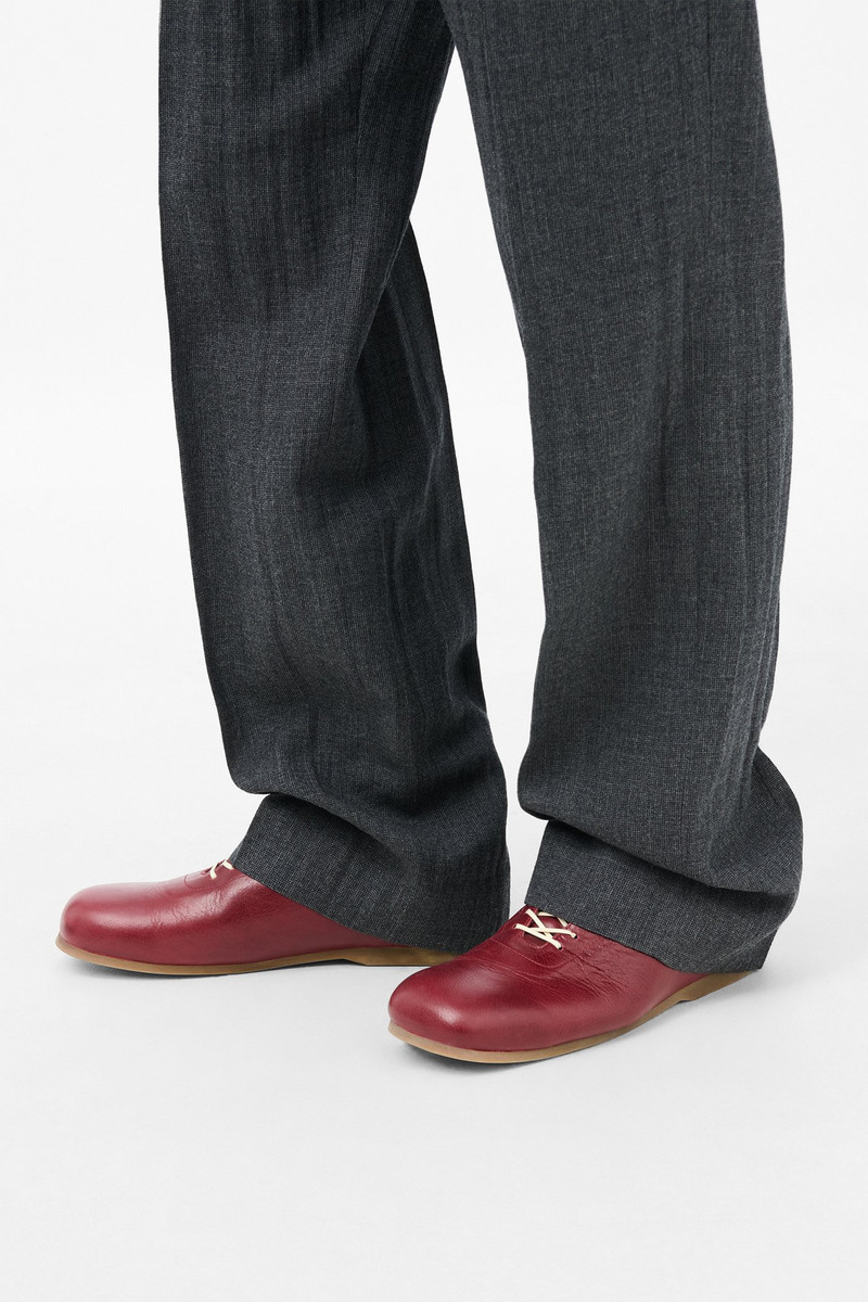 Sneak In Lovers Red Satin Bovine 5