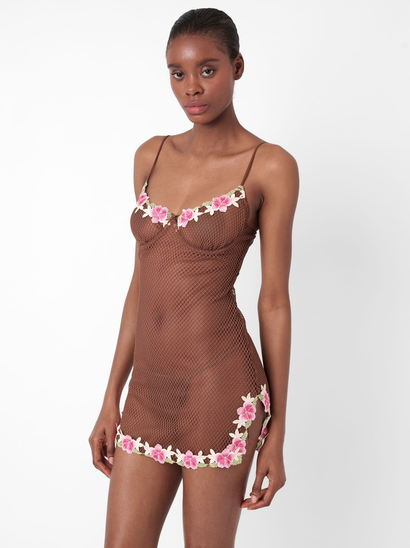 POSTER GIRL PEONY DRESS BROWN outlook