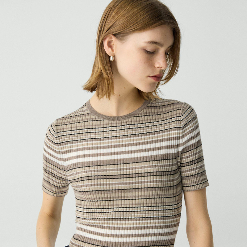 Ribbed Short-Sleeve Sweater in Regal Wool 5