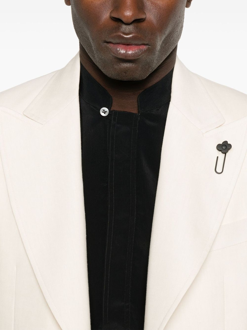 single-breasted blazer 5