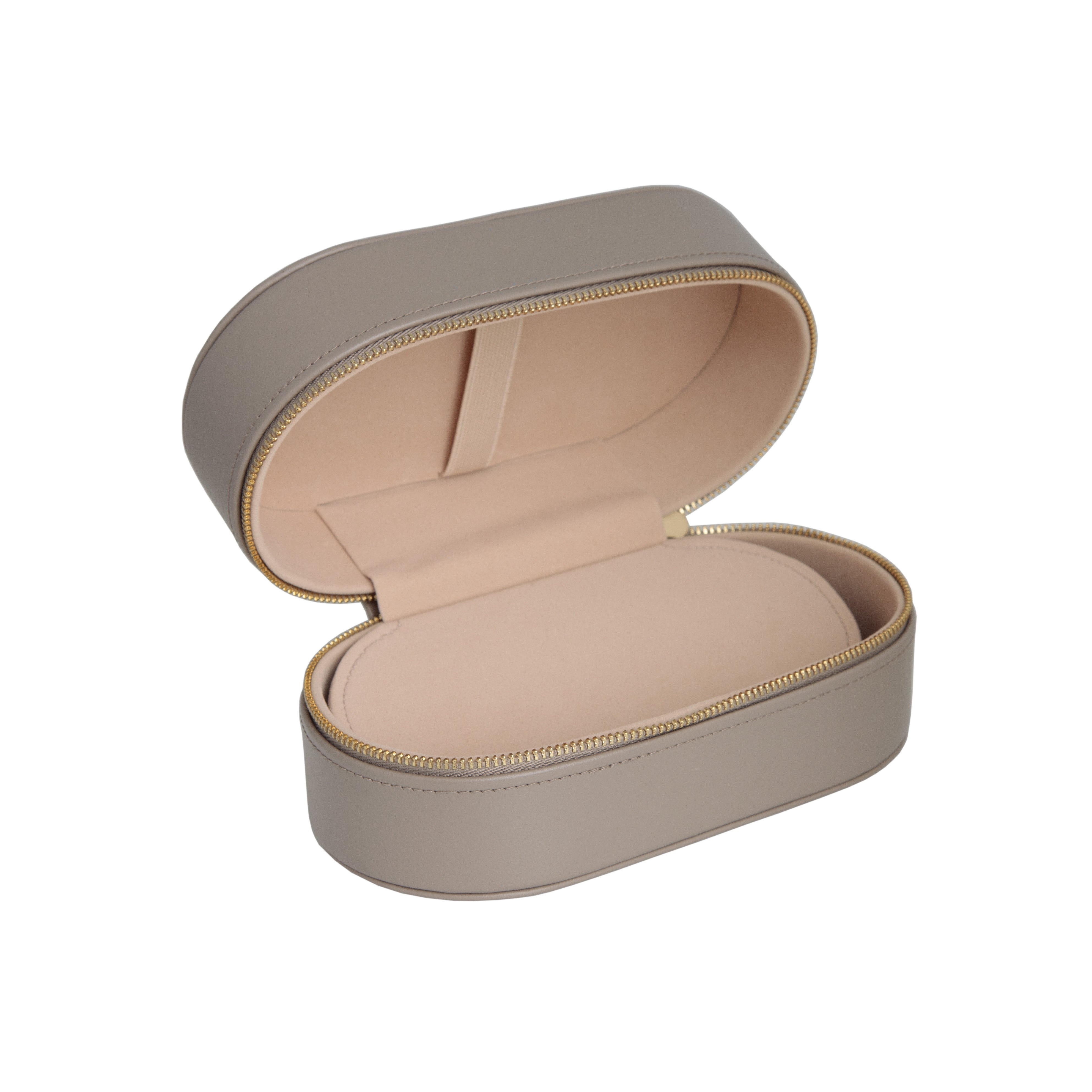 LINDA FARROW OVAL TRAVEL CASE IN TAUPE - 3