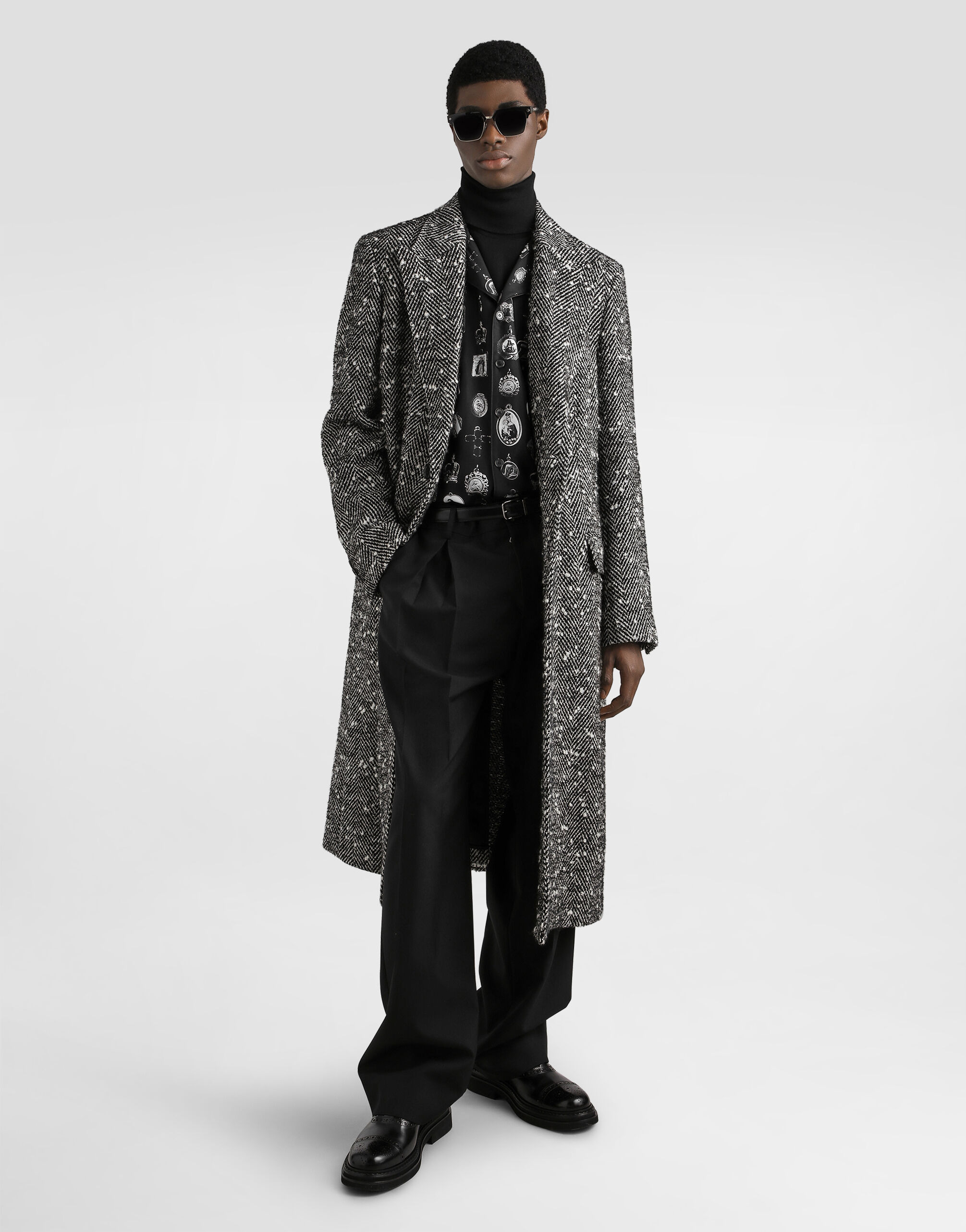 Double-breasted herringbone wool blend coat - 2