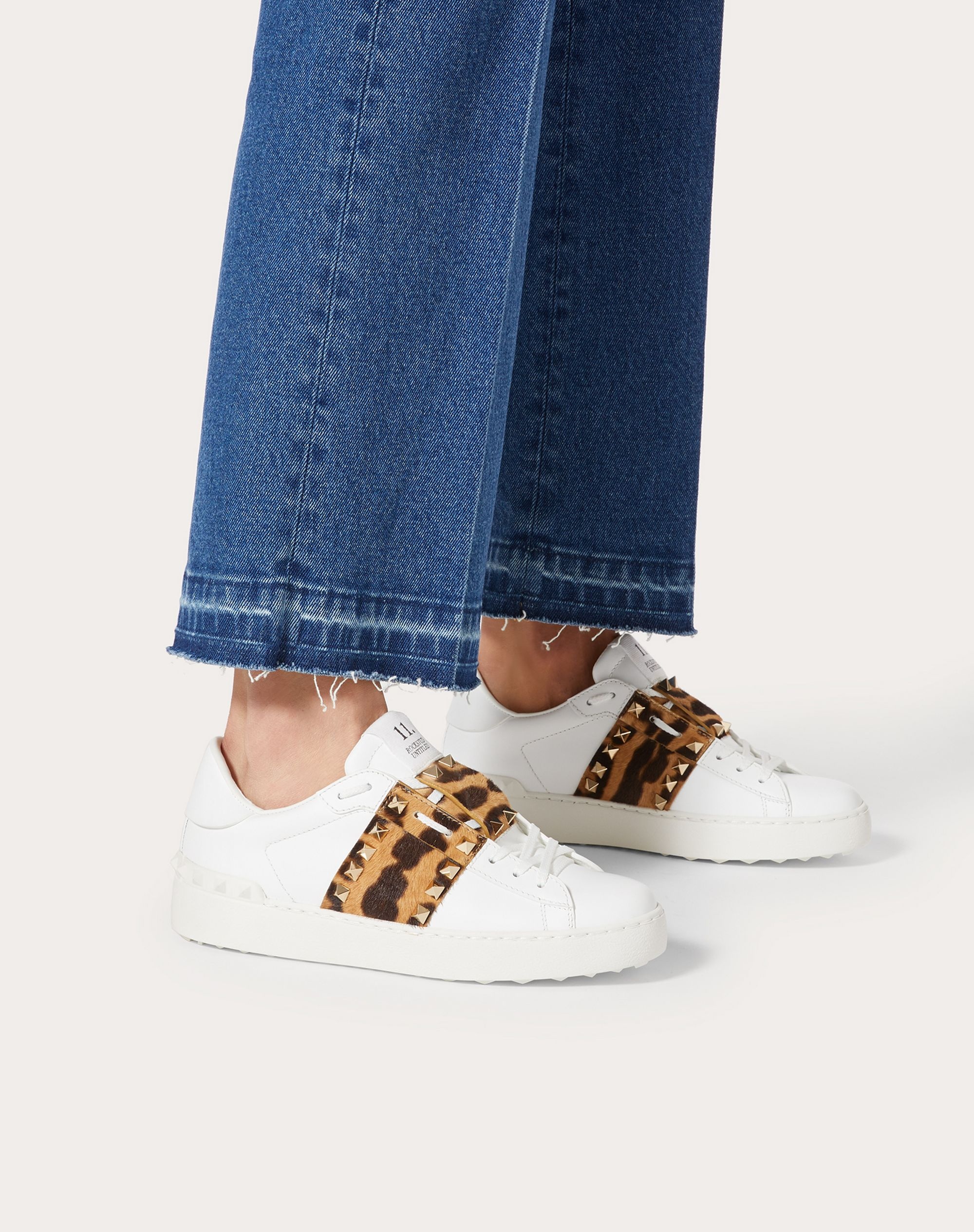 ROCKSTUD UNTITLED CALFSKIN SNEAKER - 6