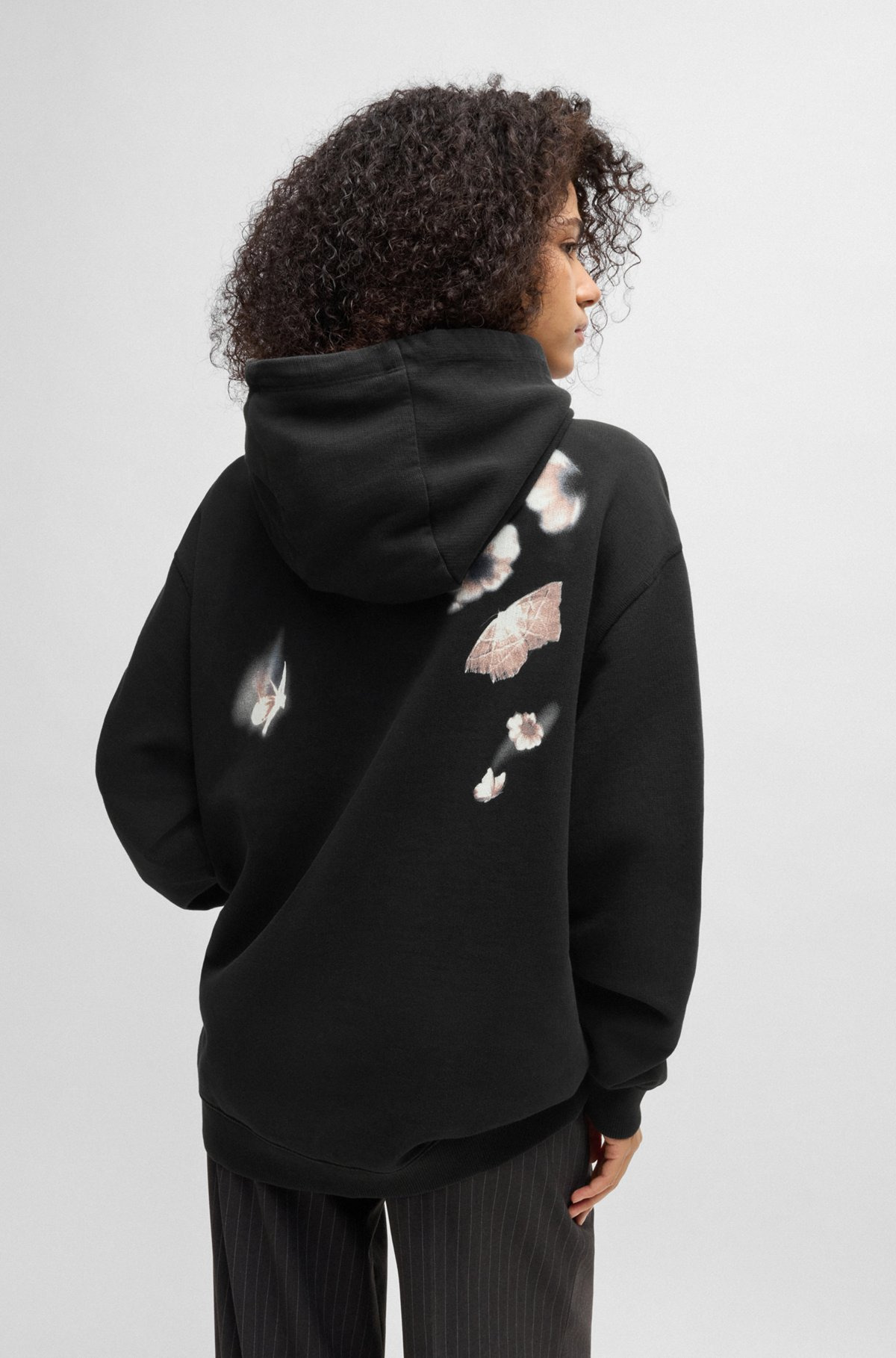RELAXED-FIT HOODIE IN FRENCH TERRY WITH SEASONAL ARTWORK - 4