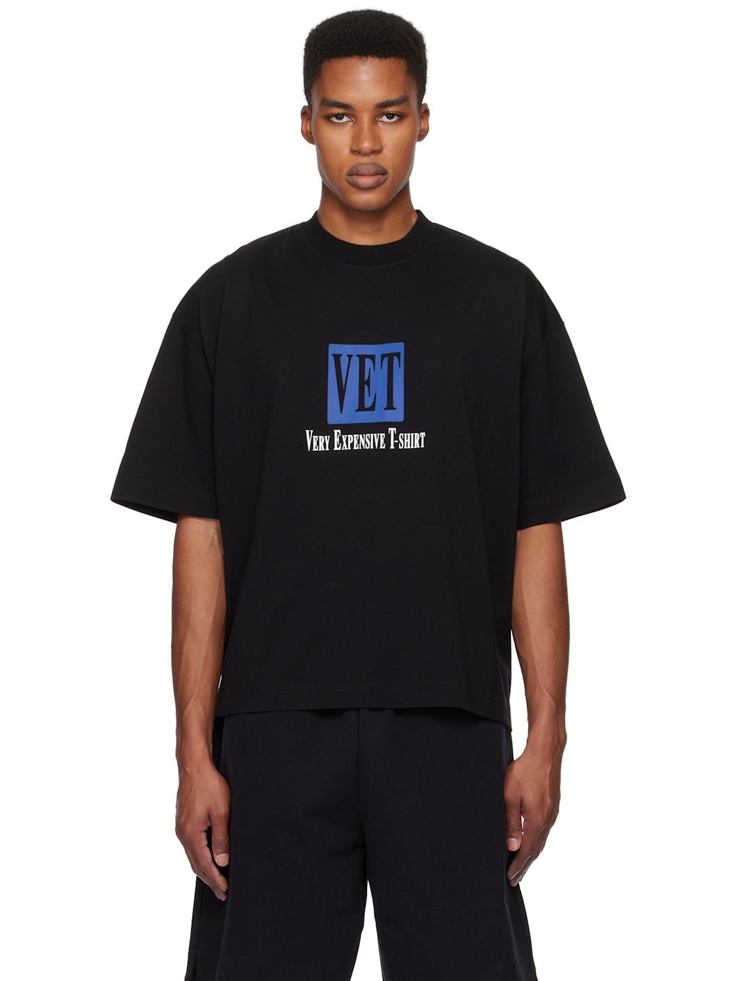 Black 'VET' Cropped Boxy T-shirt - 1