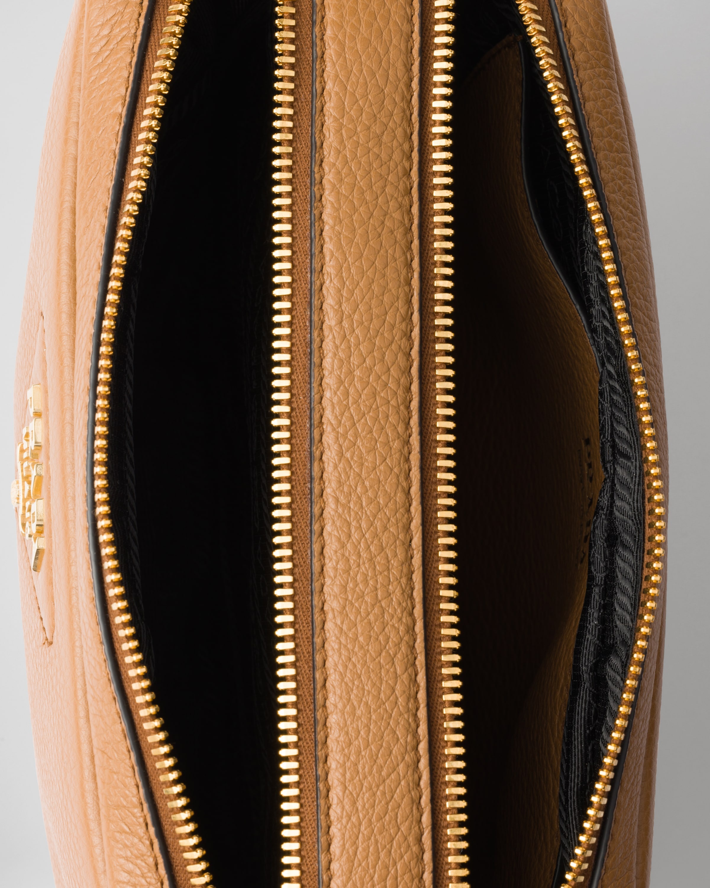 Small leather shoulder bag - 4