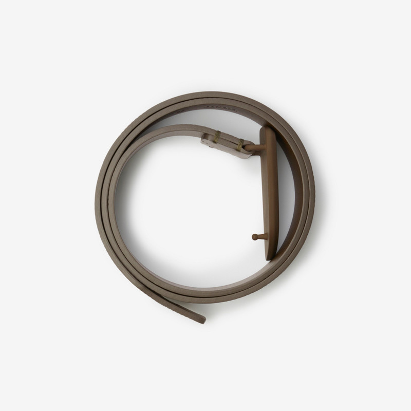 Burberry Leather Shield Belt outlook