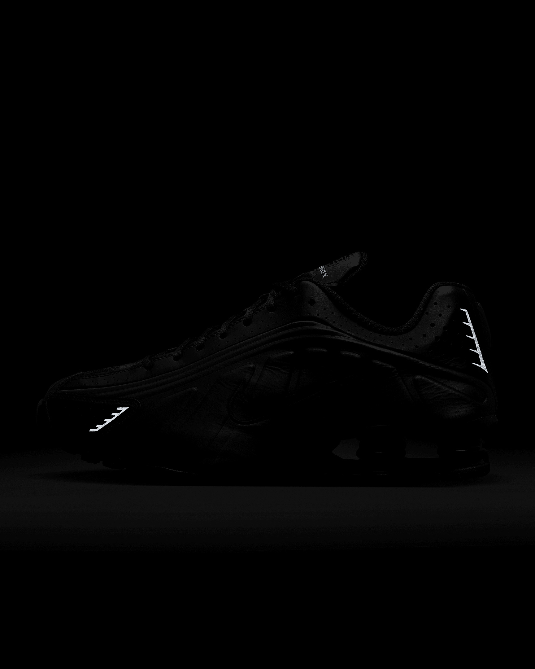 Nike Shox R4 Men's Shoes - 11