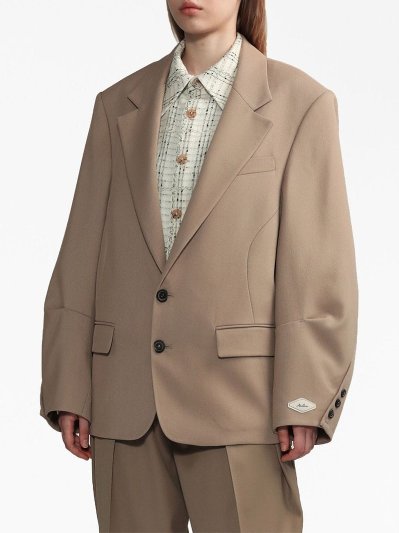 long-sleeved wool blazer 3