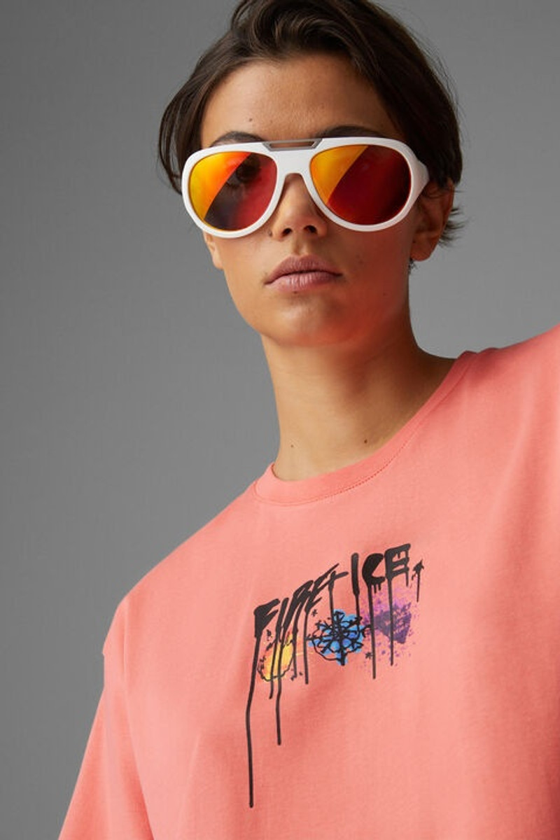 Chantal T-shirt in Apricot 4