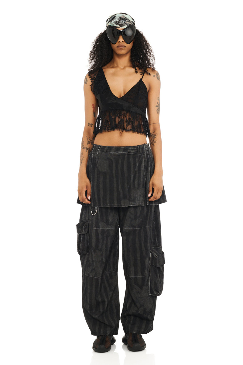 Collina Strada BLACK WAVY FLOWER STRIPE LAWN SKIRT CARGO PANT outlook