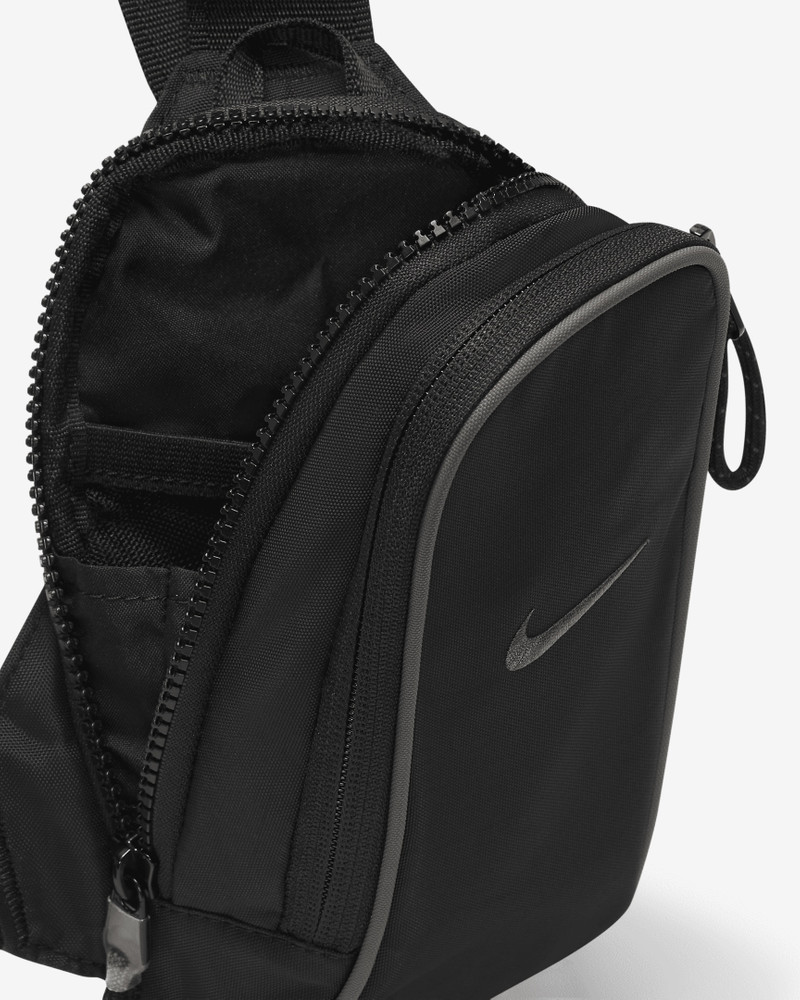 Nike Sportswear Essentials Crossbody Bag (1L) 5