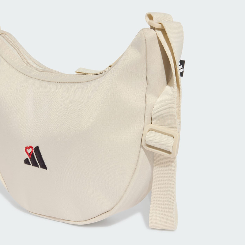 Womens Graphic Pouch 3