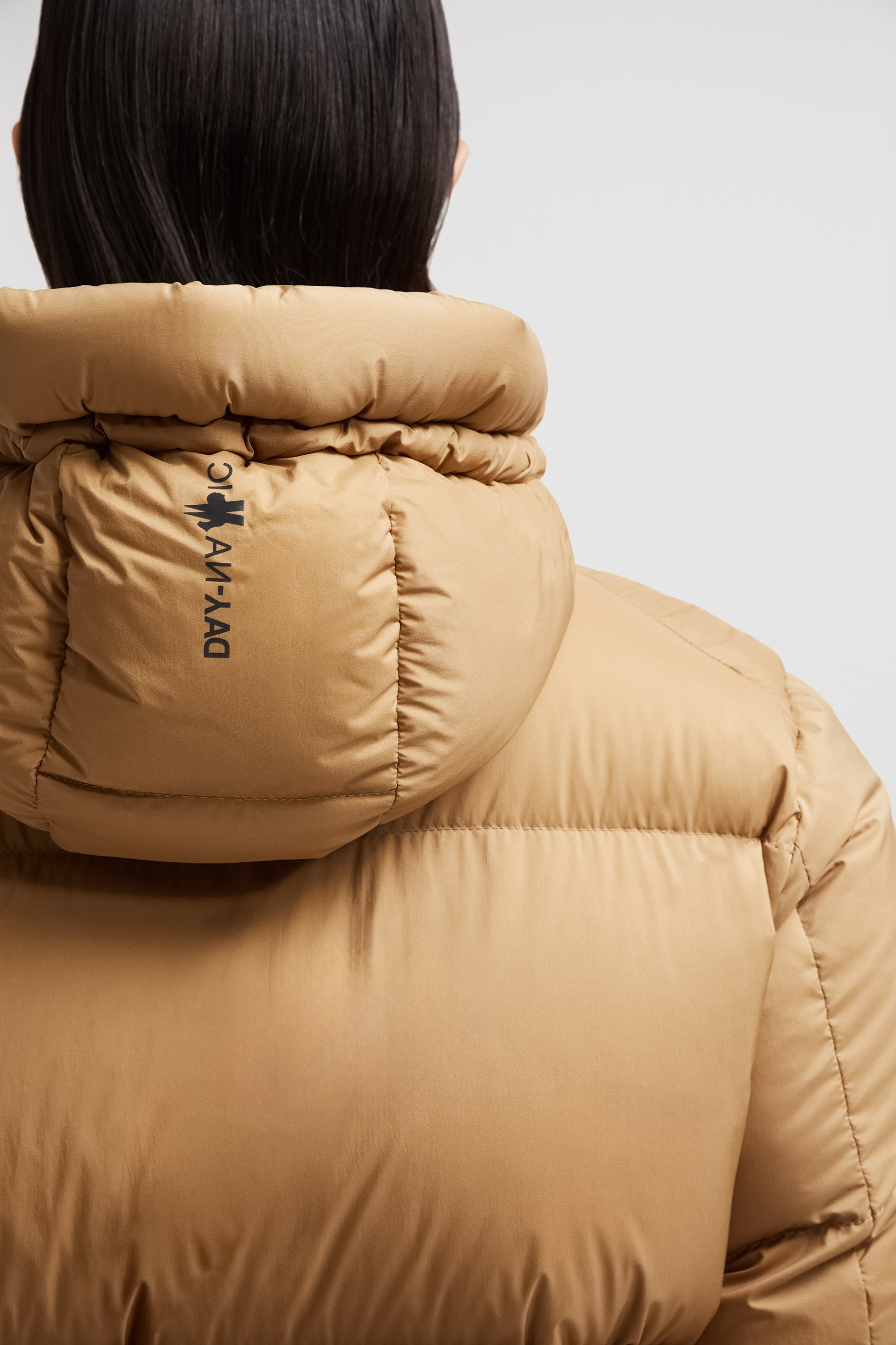 Mandres Short Down Jacket - 9