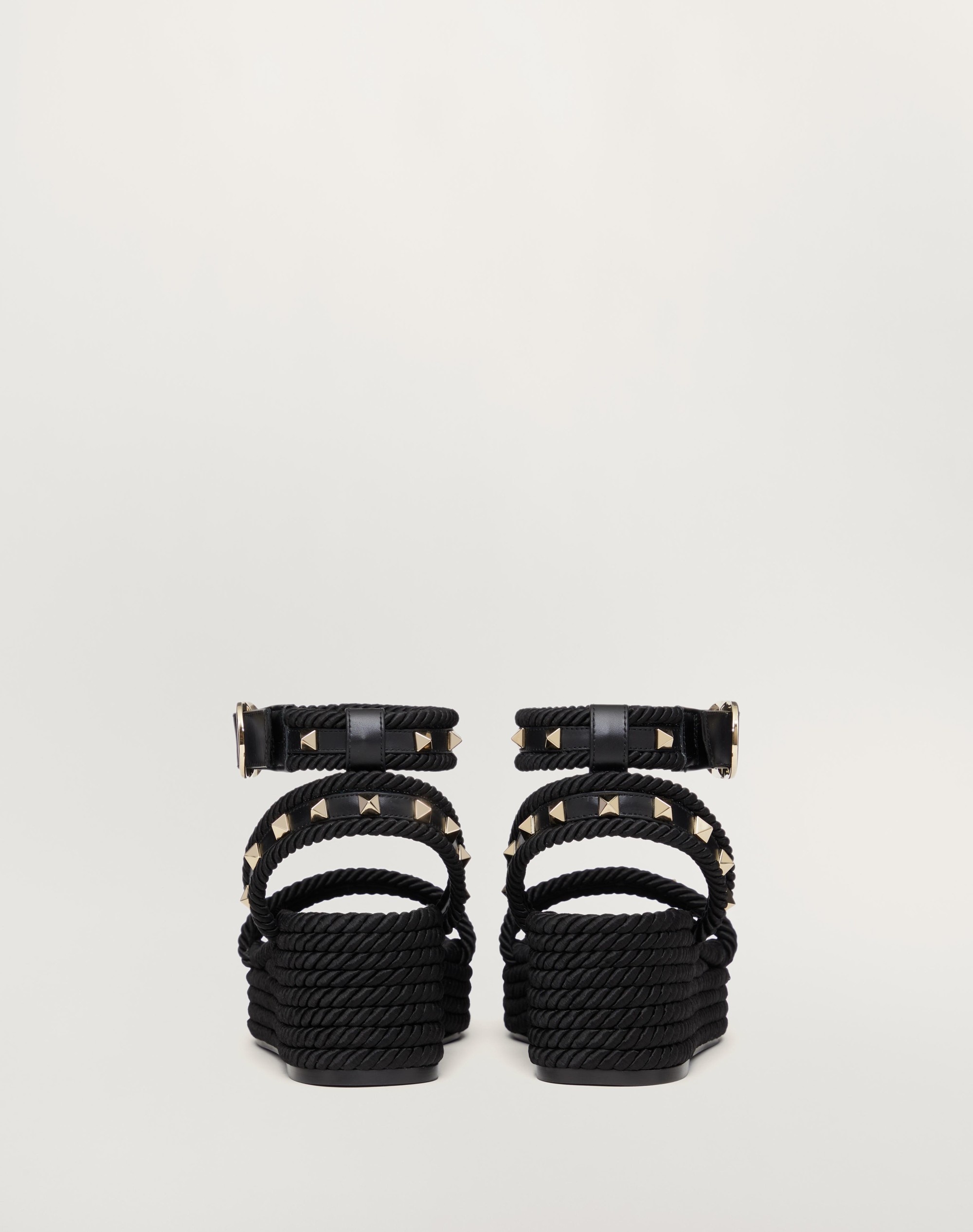 Valentino ROCKSTUD FLATFORM SANDAL IN CALFSKIN 45MM | REVERSIBLE